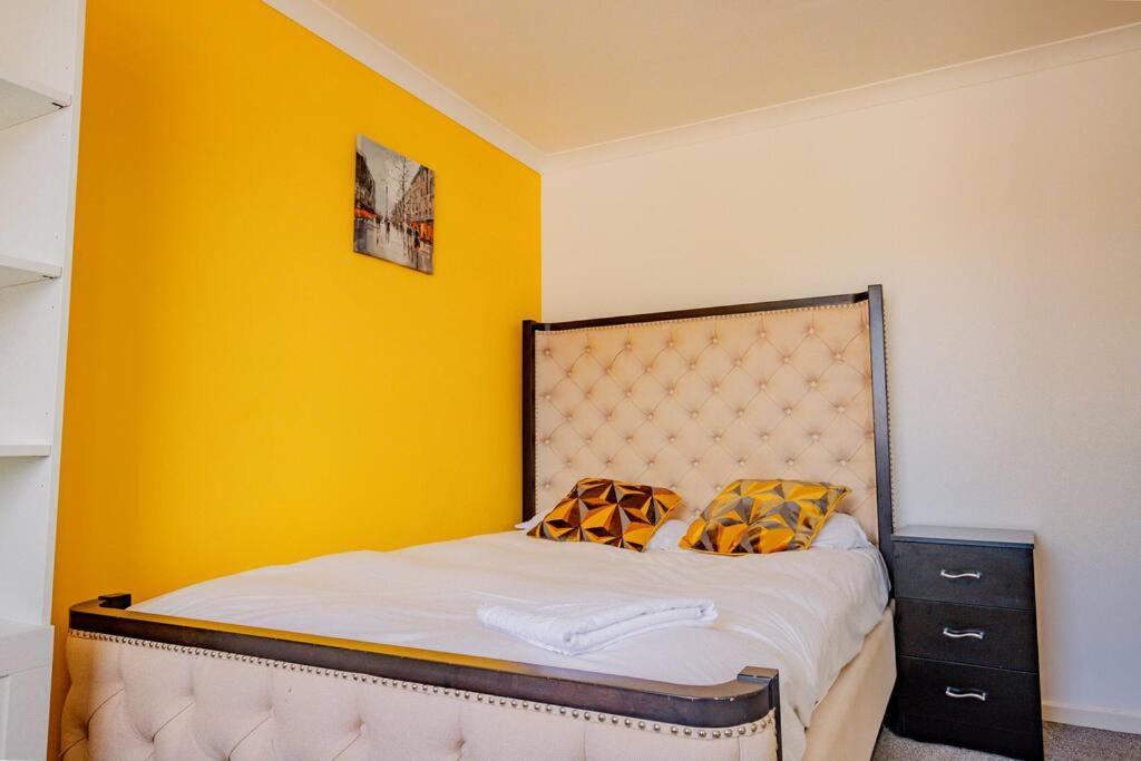 Holiday home Host & - Manfield Avenue Coventry